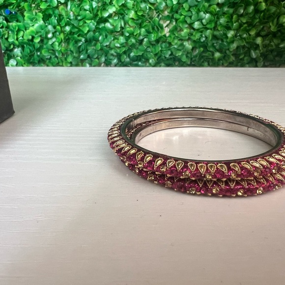 Tikka and earring set, colorful bangles - Picture 5 of 16